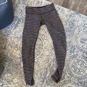 Lululemon| Space Gray Stripe Wunder Under Leggings